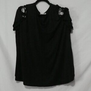 LIOFOER | 2XL | Edgy Black Cut-Out Shoulder Top